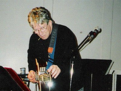 Robert White, tuning-up