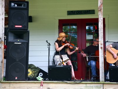 Liz Pierson at Farmjammalamma