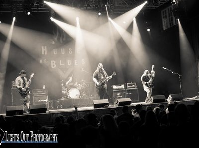 NerVer House of Blues 4 12