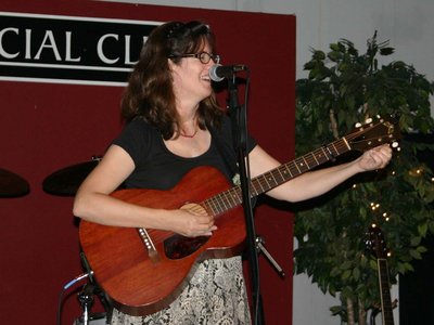 Great evening in August 2012 opening for Jon Shain at New Bern's Broad Street Social Club