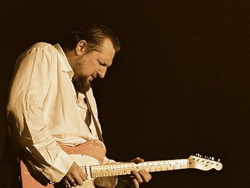 AG Weinberger - The Transylvanian Guitar Man photo