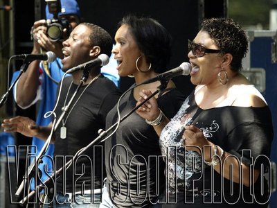 Paige, Angie, and i singing with Carl Thomas