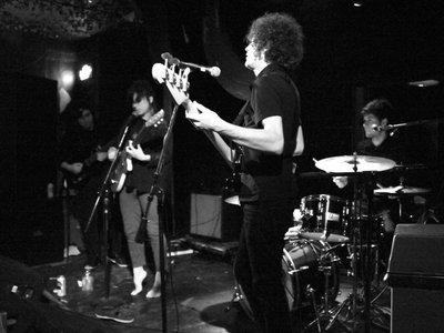 Santee playing The Comet in Seattle