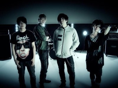 SILHOUETTE FROM THE SKYLIT