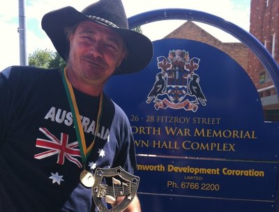 Outside Town Hall in Tamworth after winning the CCMA male vocal section