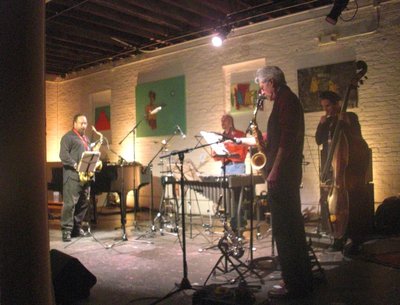 THE RED MICROPHONE at Shapeshifter Lab, Brooklyn NY 2-5-13