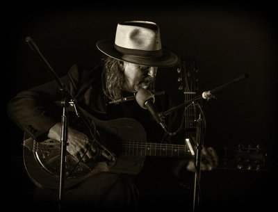 At The Chalet Theater. Photo by Eric Frommer