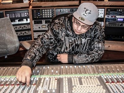 J-Rez photo