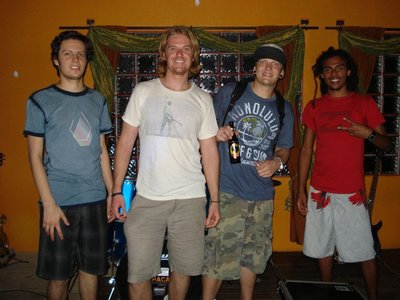 Everyone from Dominical Show