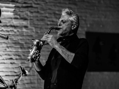 Rocco John Iacovone (pic by Peter Gannushkin, downtownmusic.com)
