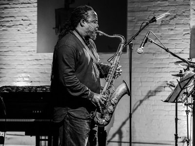 Ras Moshe (pic by Peter Gannushkin, downtownmusic.com)