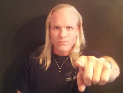 Jeff : Bass / Vocals