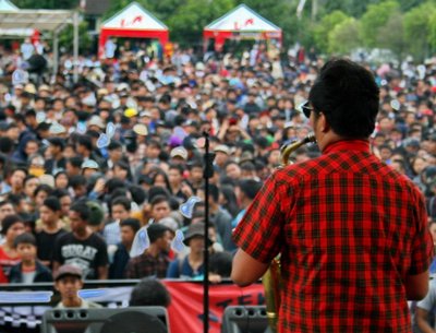 Live at MariBerdanska7 Bandung, west Java Indonesia, 17 February 2013