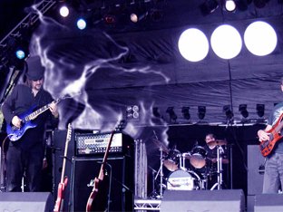 Velvet Razor Playing live at Guilfest 2009