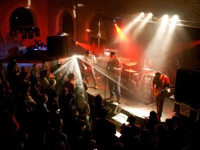 playing live in Cognac, France