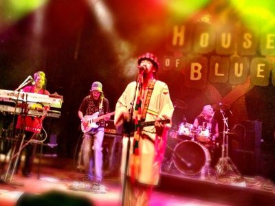 JAHMARK AND THE SOULSHAKERS  @HOUSE OF BLUES