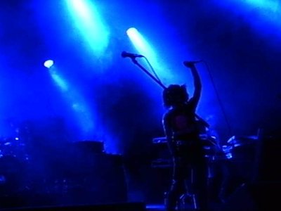 NUDE live