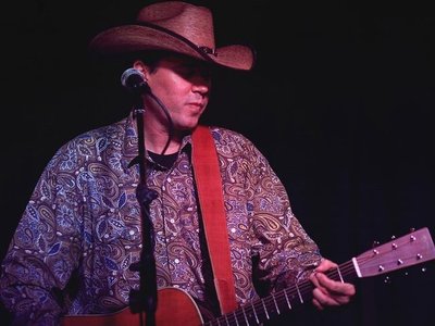 In concert at Genghis Cohen