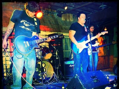Live at Finnigans Wake 4/6/13