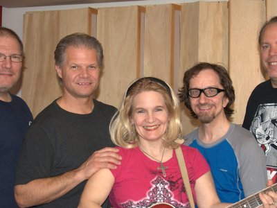 Julie with Chris Gibbons, Gary Gibbons, Ralph KInscheck & John Vicaire at basic sessions for CD