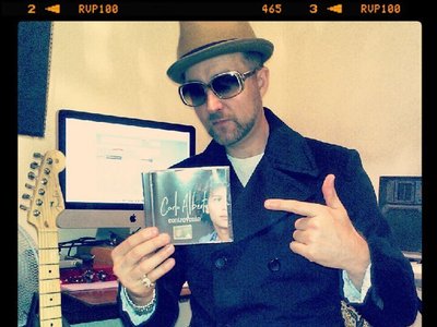 Writing for Carlo Alberto the single "Tutto Parla di te" 
