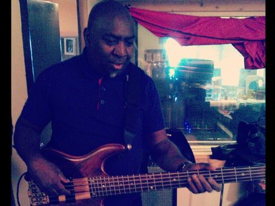 In Francesco Mendolia's studio from Incognito and Winston Blissett from Massive attack for ROXY5000