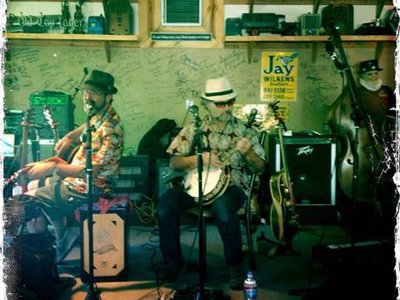 unplugged w/ Johny Broomdust at Sparkys in Hatch NM