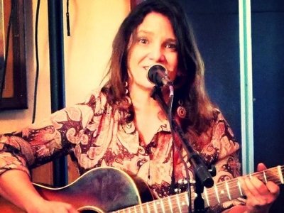 Lisa Joyce photo
