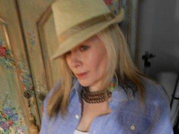 Birdie Jones photo
