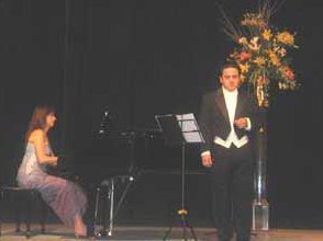 Tenor Gabriel Gonzalez photo