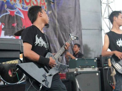 Live In Dagan 5