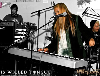 Tina V photo