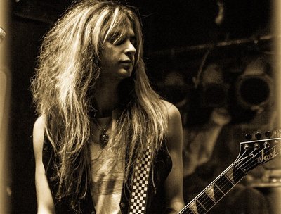 Guitarist Jordan Ziff