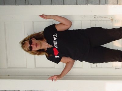 Kim Del Rio  on Lead Vocals