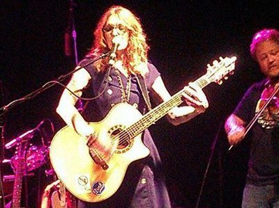 BB & Aaron Clark, Vinyl Music Hall