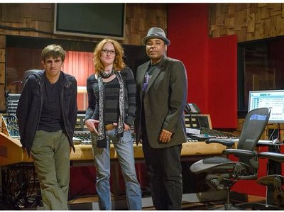 Working on Betsy's Record: Ben Lorio, engineer Music Shed Recording Studio, BB, Chris Thomas King, P