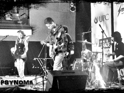 PSYNOMA en la final del concurso de bandas de garage de studio 92, Lima-Peru 2013