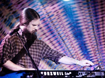 Andre Fylling: Keys/ Vocals