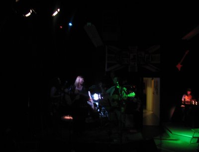 The Hazy Maidens rockin' in the dark ... mental note: more lights!