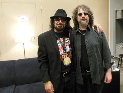 Magic Dick and Juke backstage Met Life Concert 07-27-13