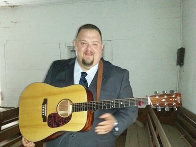 Bubba before the inside photo shoot