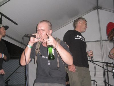 7ravesty photo
