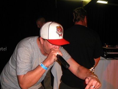 7ravesty photo