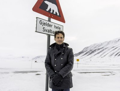 Dave Fields in Svalbard Spitsbergen Norway photo by Roald JungÃ¥rd