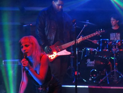 Guest Appearance: Palo Roy Henderson on bass