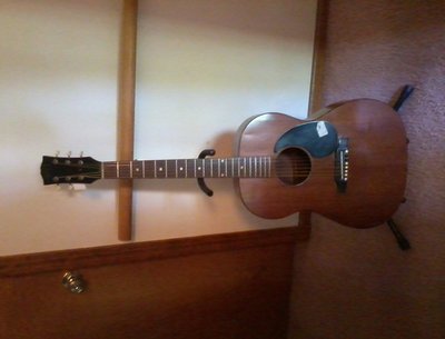 antique gibsons