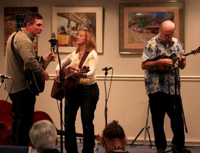 Murray and Stone, with Tom McLaughlin on mandolin, at the Tree of Life Cafe
