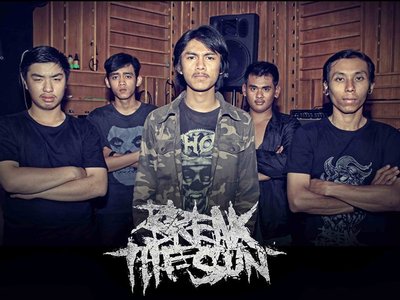 @Venom Studio, Straightout