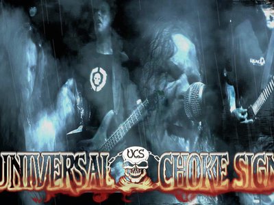 Universal Choke Sign photo