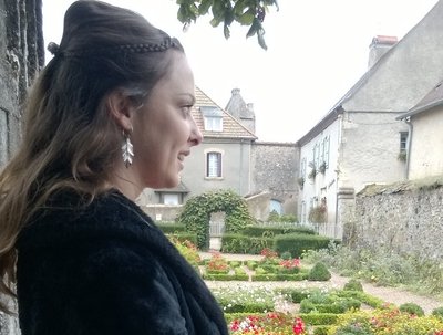 Sous Un Arbre